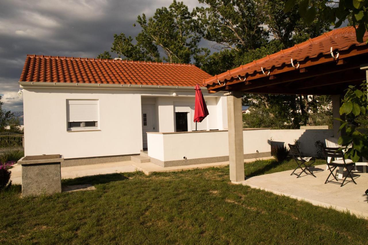 Holiday Home Visnja Nin Exterior photo