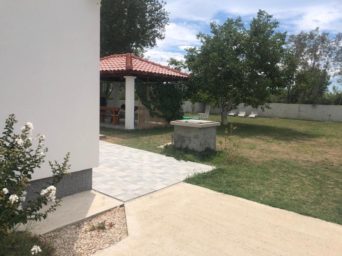 Holiday Home Visnja Nin Exterior photo