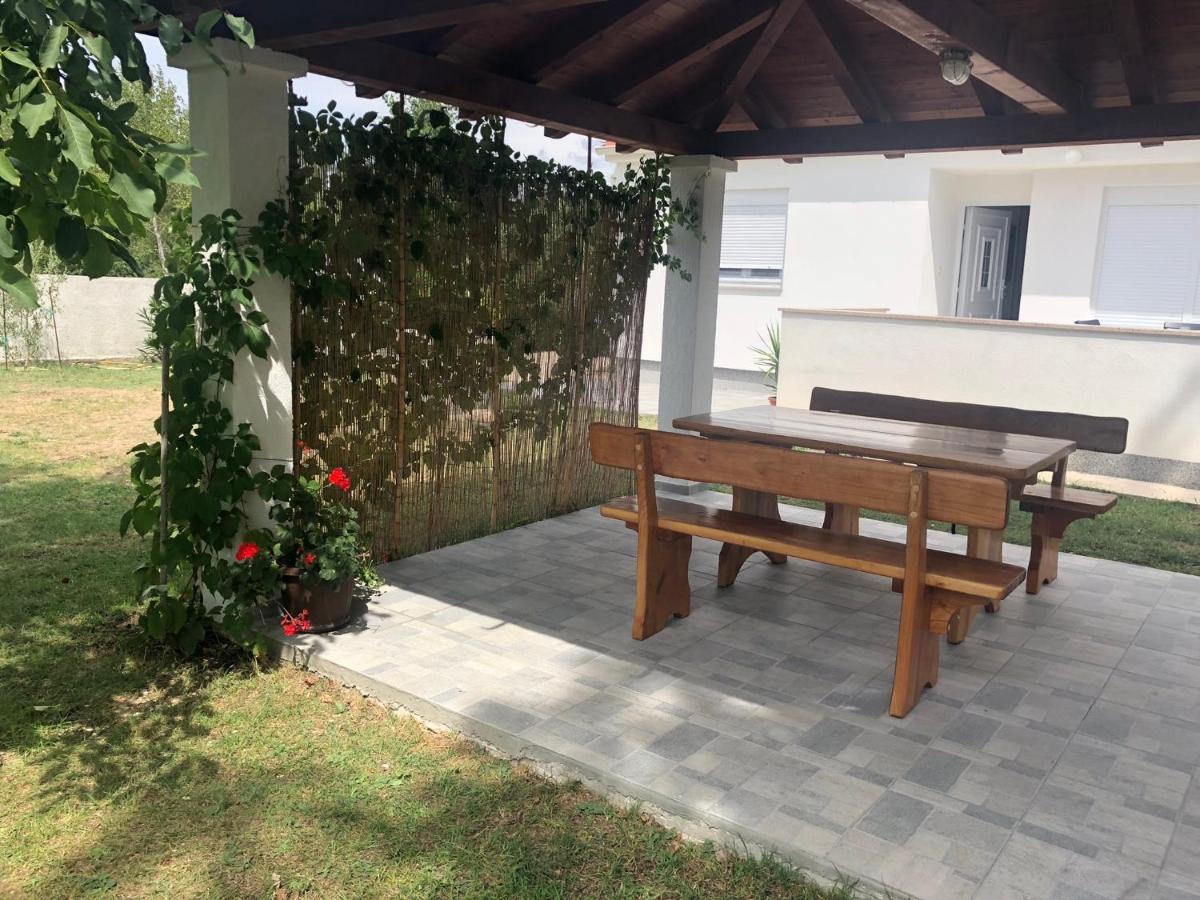 Holiday Home Visnja Nin Exterior photo