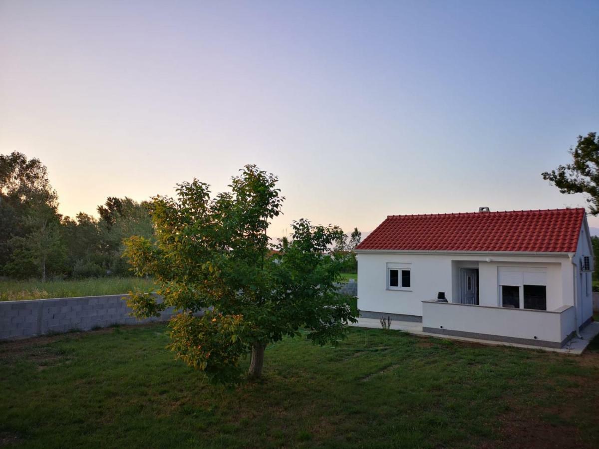 Holiday Home Visnja Nin Exterior photo